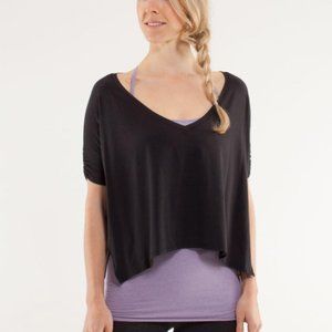 Lululemon My Mantra Short Sleeve in Black